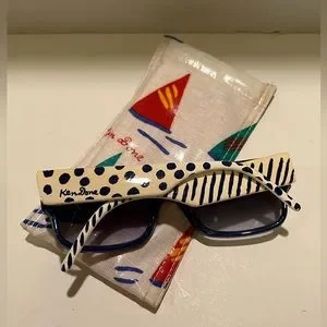 VINTAGE KEN DONE SUNGLASSES & CASE. Ken Done | Accessories | Womens Vintage Ken Done Sunglasses  main image 3